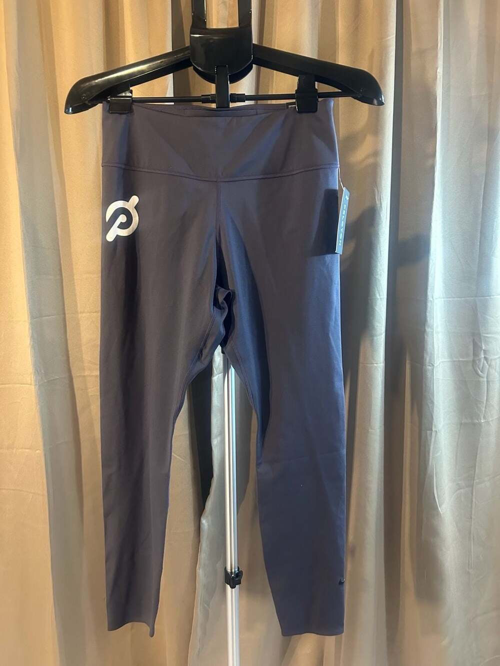 Nike The Nike One Luxe Tight Fit 7/8 Length Performance Leggings Size Large